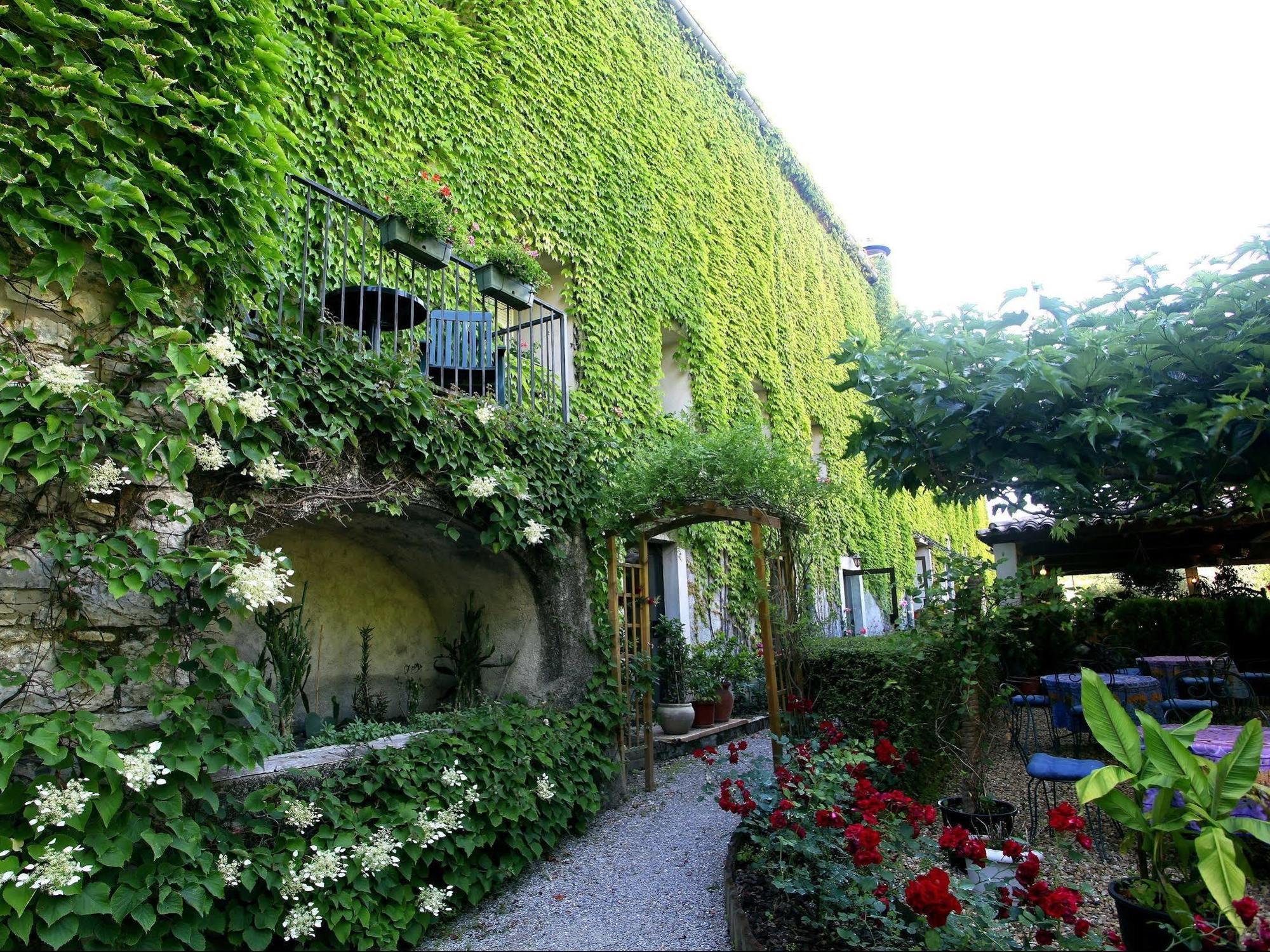 Logis Hotel Restaurant Les Norias Cazilhac  المظهر الخارجي الصورة